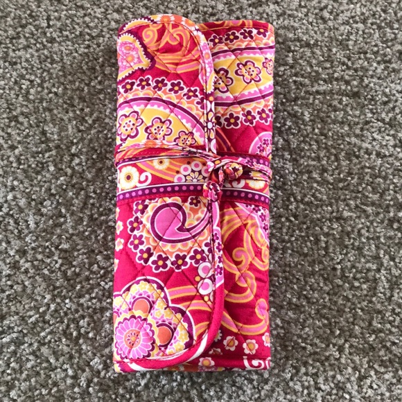 Vera Bradley Make-up Brush set in Raspberry Fizz - Picture 2 of 6